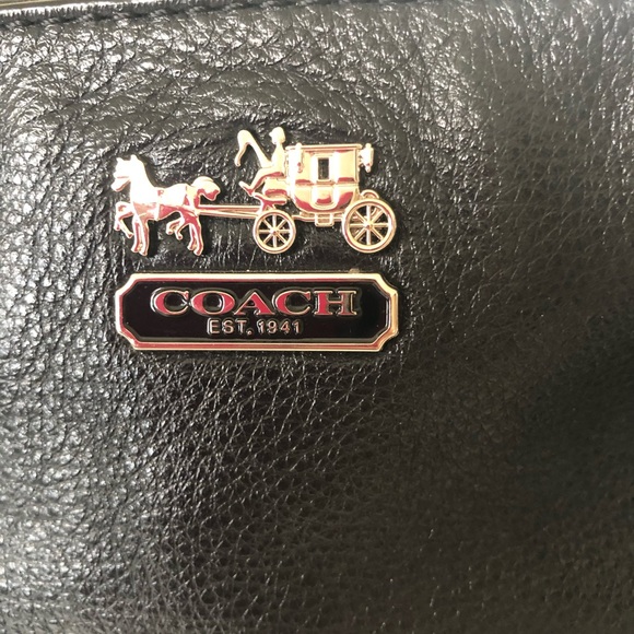 Coach Black Leather Shoulder Bag - Picture 5 of 9
